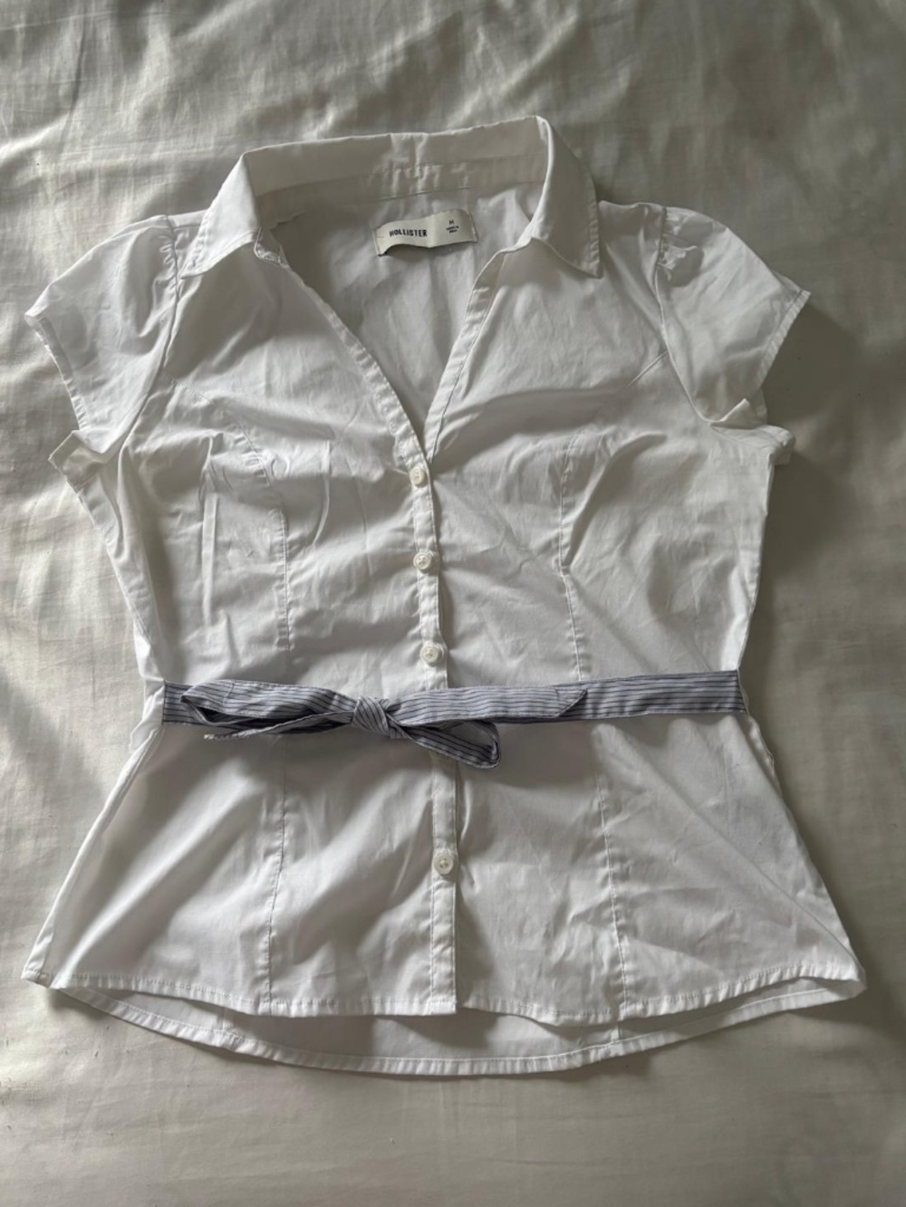 Hollister White Cap Sleeve Button-Down Blouse with Built-In Blue Waist Tie